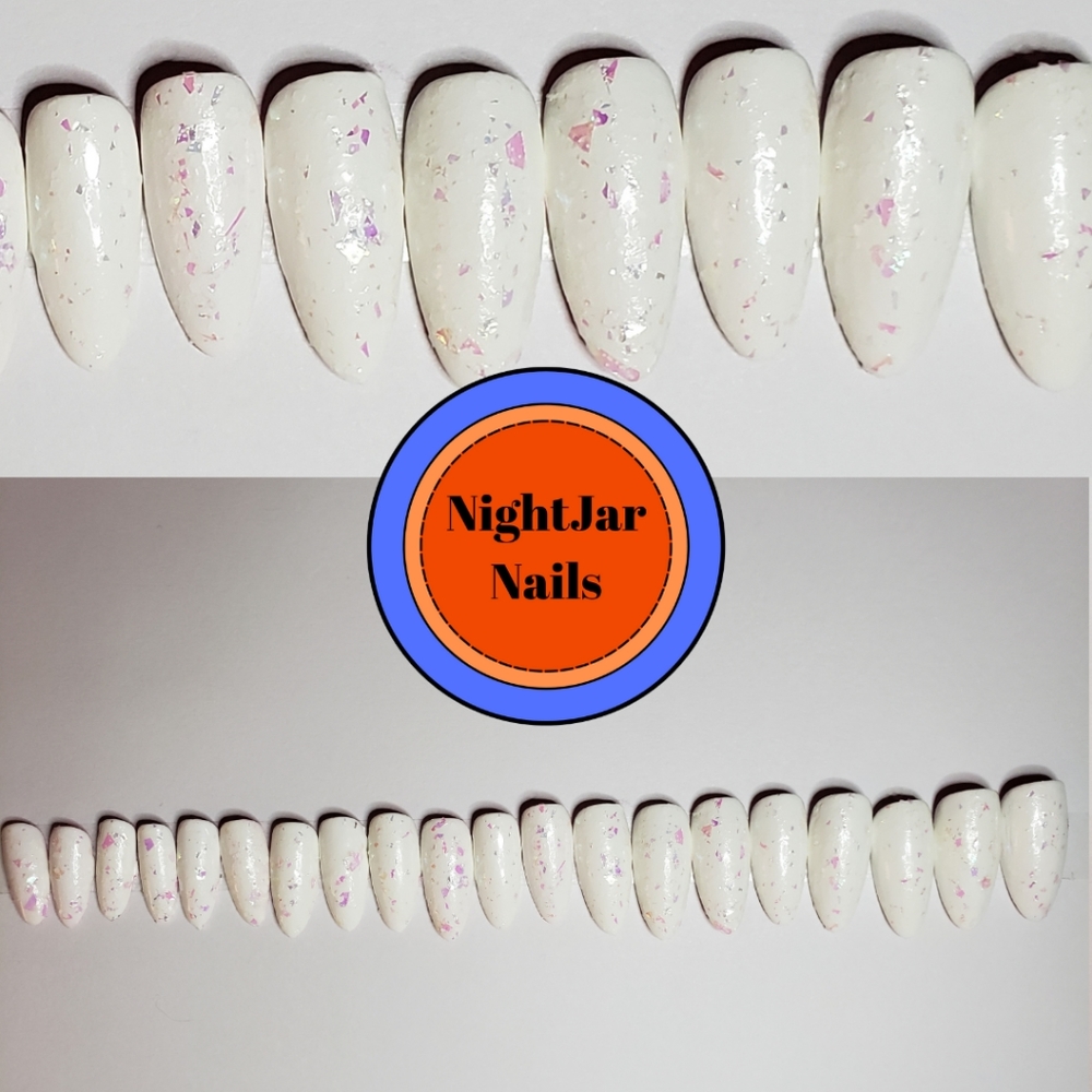White Snowflake Fake Nail Press-on Holiday Set